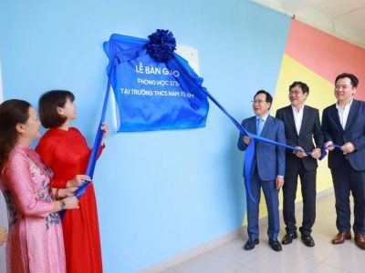 Samsung trao tặng phòng học chức năng STEM Lab 70.000 USD cho Trường THCS Nam Từ Liêm