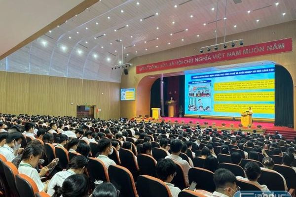 Học viện Nông nghiệp Việt Nam đẩy mạnh NCKH gắn với dự án khởi nghiệp