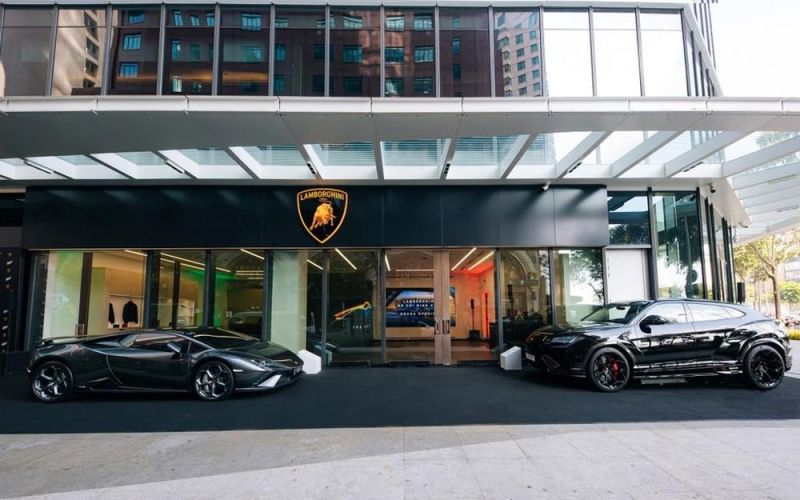 Nhà phân phối Rolls-Royce, Lamborghini lấn sân mảng bất động sản